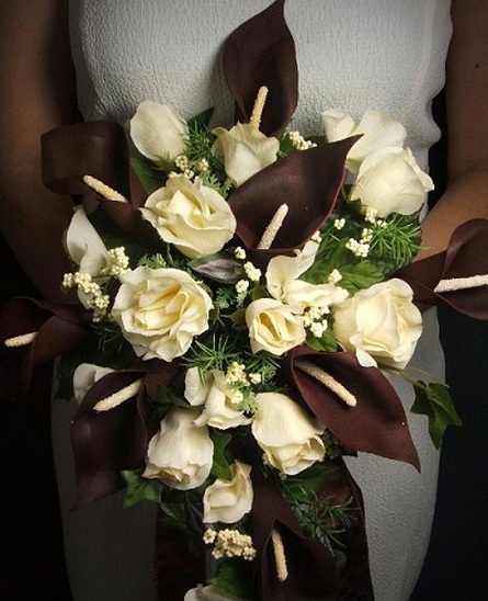 plat - choc wedding bouquet